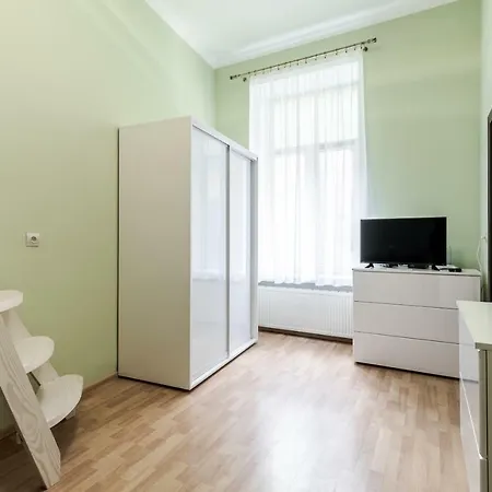 Lägenhet Inshiapartments On Bohomolʹtsya Str