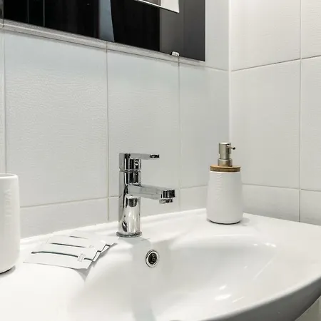 Inshiapartments On Bohomolʹtsya Str *