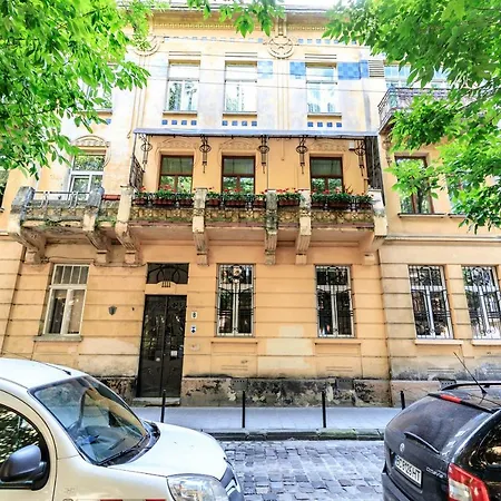 Апартаменты Inshiapartments On Bohomolʹtsya Str *