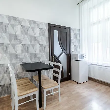 아파트 Inshiapartments On Bohomolʹtsya Str *
